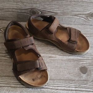 Naot 44 brown leather adjustable straps mens sandals size 11
